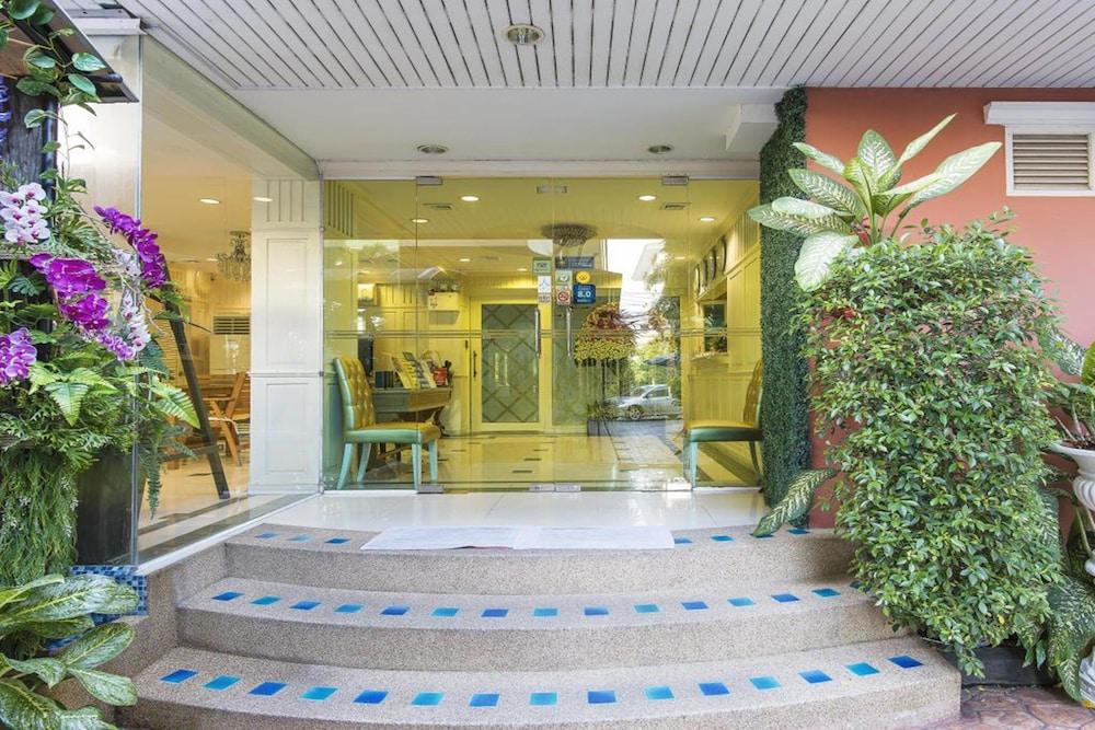 Khách sạn Orchid 3*