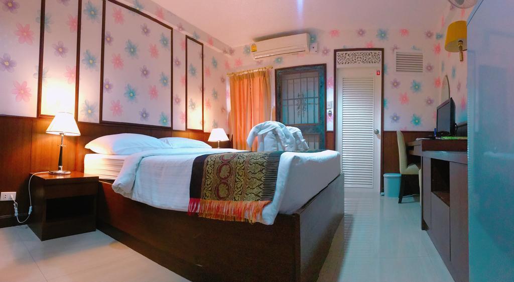Khách sạn Orchid 3*